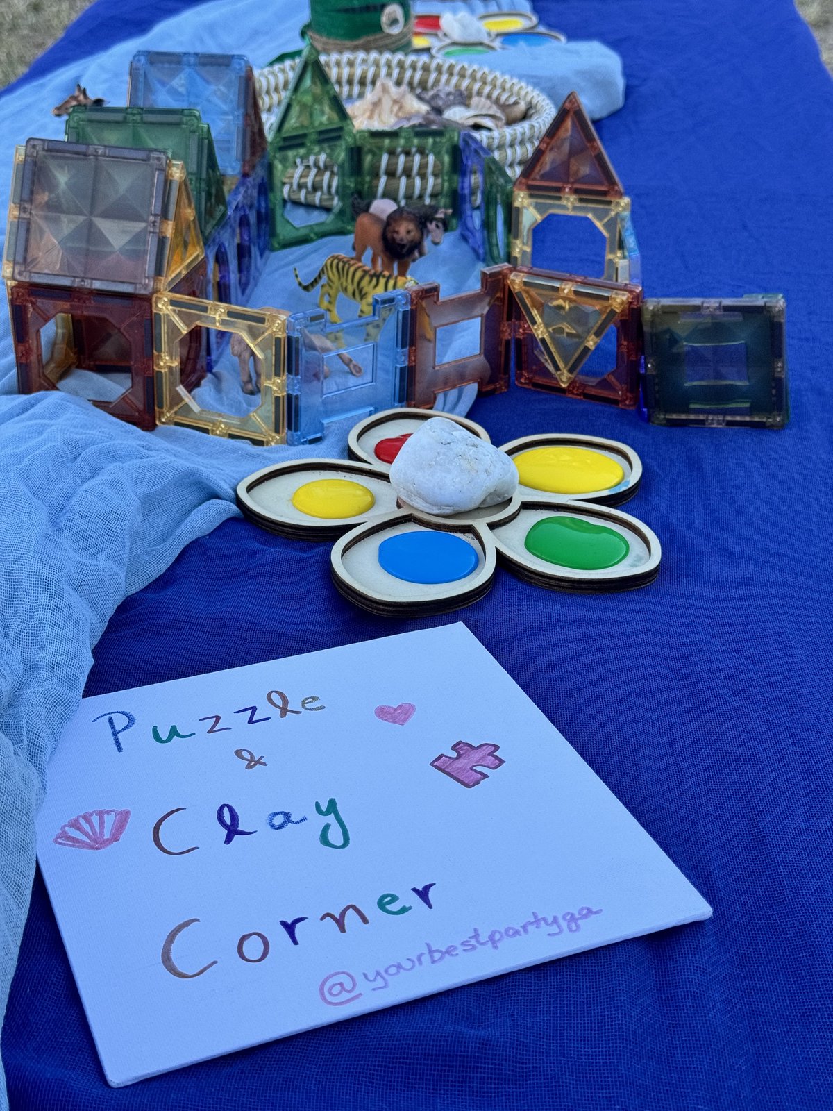 Puzzle & Clay Corner με παιχνίδια και ζωάκια σε γάμο